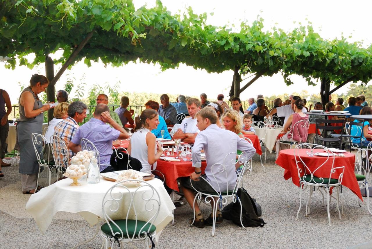 Auberge De La Tour De Brison Sanilhac  Eksteriør billede