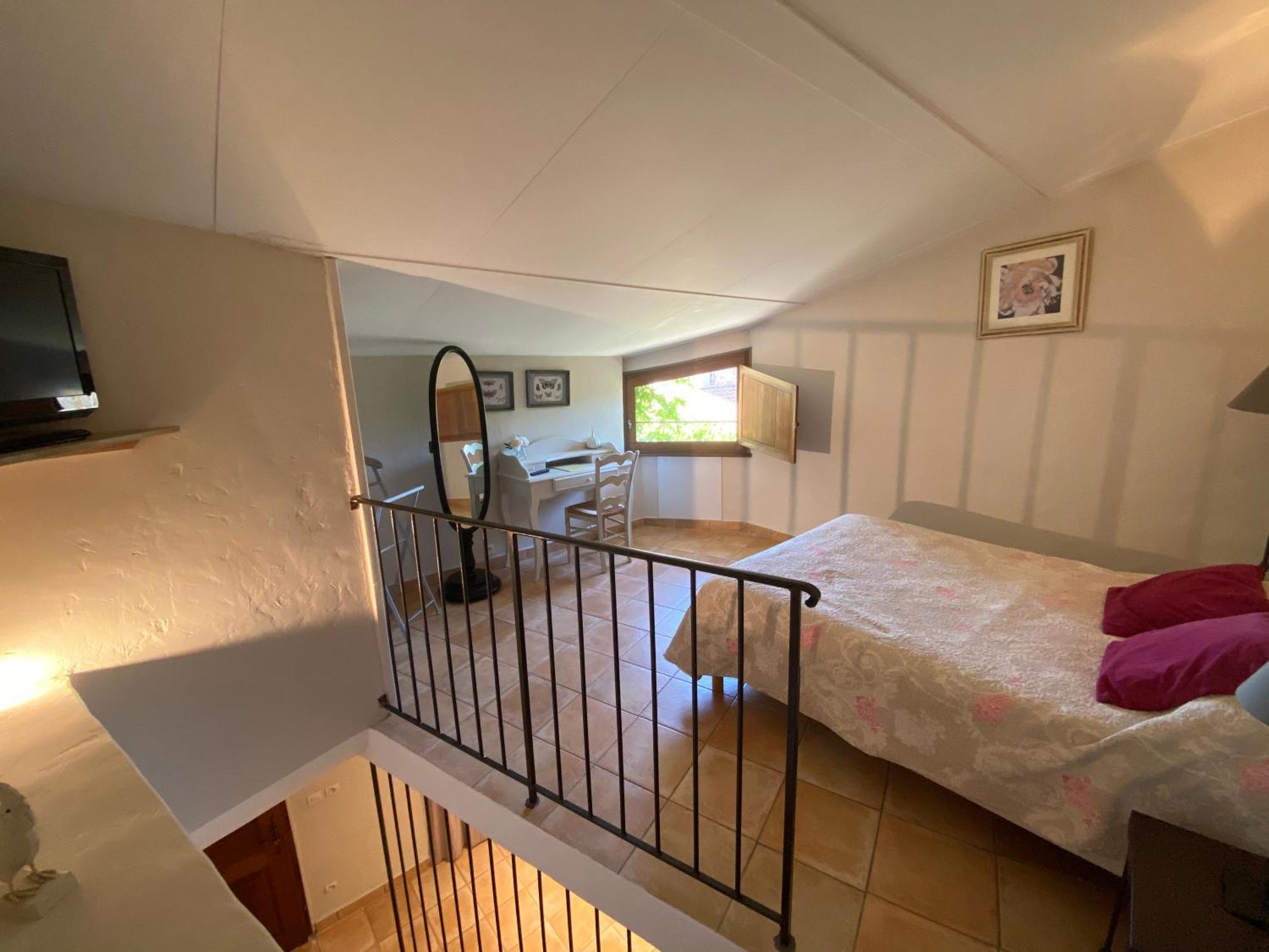 Auberge De La Tour De Brison Sanilhac  Værelse billede